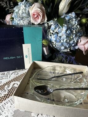 1847 Rogers Bros Relish Set Esperanto 3 pc Divided Glass Dish Vtg Original Box